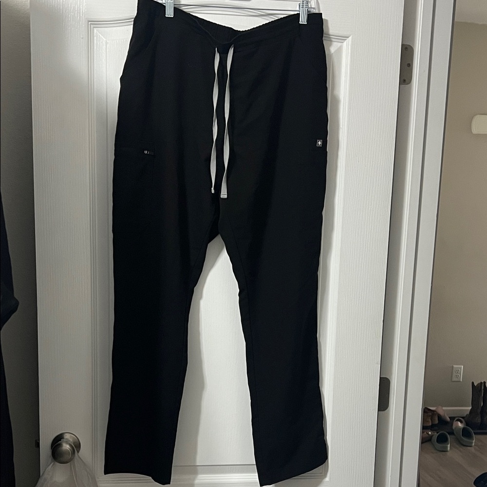 Figs Yola scrub pants
